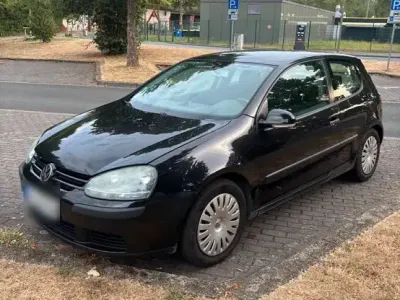 Gebraucht VW Golf V 75 PS (55 kW) 2004 Schwarz Kleinwagen