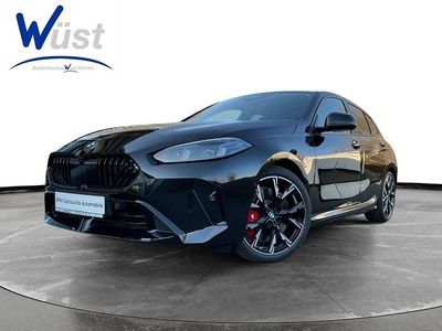 Neu BMW 120 M Sport 156 PS (114 kW) 2025 Saphirschwarz Kleinwagen