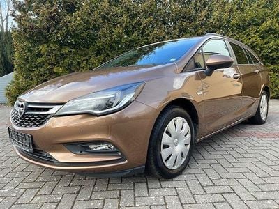 Second-hand Opel Astra 136 CP (100 kW) 2017 Maro Break