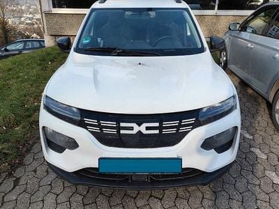 Weiß Gebraucht 2022 Dacia Spring Essentiel Kleinwagen | 8.700 € (Fairer Preis)