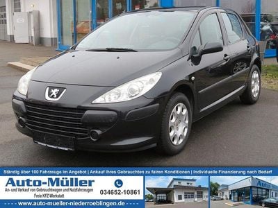 Gebraucht Peugeot 307 Tendance 109 PS (80 kW) 2008 Schwarz Limousine
