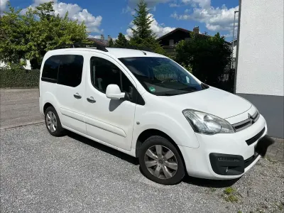 Gebraucht Citroën Berlingo SELECTION 98 PS (72 kW) 2015 Schwarz Van / Kleinbus