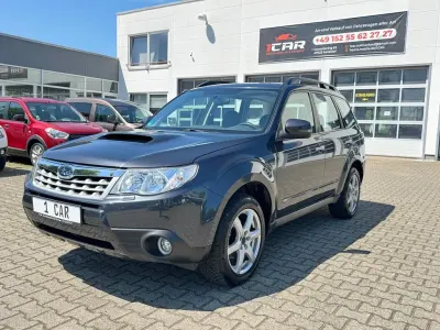 Gebraucht Subaru Forester Exclusive+ 147 PS (108 kW) 2011 Grau SUV