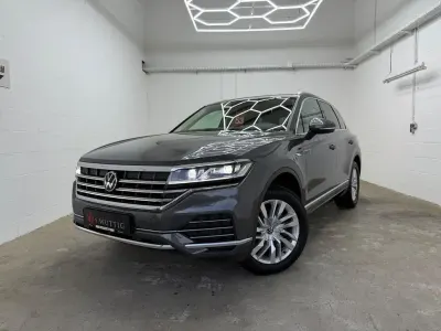 Używany VW Touareg Atmosphere 231 KM (169 kW) 2022 Szary SUV
