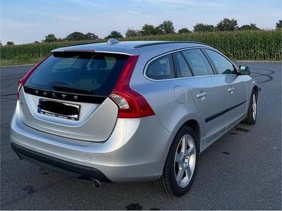 Gebraucht Volvo V60 215 PS (158 kW) 2012 Silber Kombi