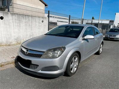 Opel Astra GTC