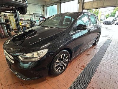 Mercedes B200