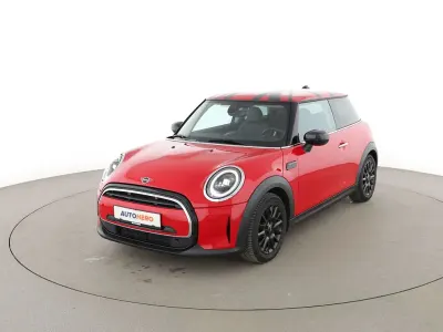 Gebraucht Mini Cooper Classic 136 PS (100 kW) 2022 Rot Kleinwagen