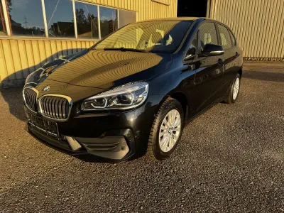 Gebraucht BMW 218 Active Tourer Advantage 150 PS (110 kW) 2021 Schwarz Van / Kleinbus