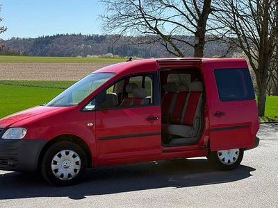 Second-hand VW Caddy Life 105 CP (77 kW) 2007 Roșu Monovolum
