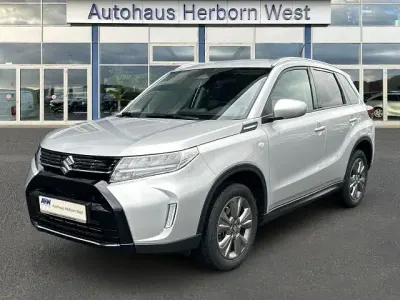 Gebraucht Suzuki Vitara GL 110 PS (80 kW) 2026 Silky silver met. SUV