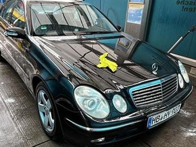 Mercedes E200