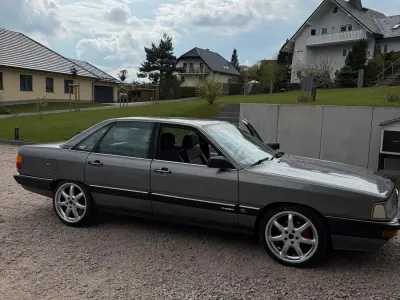 Gebraucht Audi Quattro 165 PS (121 kW) 1987 Grau Coupé