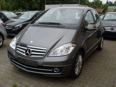 Gebraucht Mercedes A170 Elegance 116 PS (85 kW) 2009 Grau Van / Kleinbus