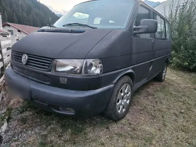 Gebraucht VW Caravelle 102 PS (75 kW) 2001 Schwarz Van
