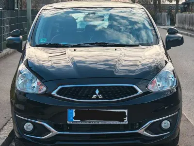 Gebraucht Mitsubishi Space Star 71 PS (52 kW) 2019 Schwarz Kleinwagen