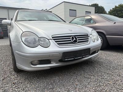 Gebraucht Mercedes C200 163 PS (119 kW) 2003 Silber