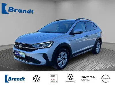 Używany VW Taigo Life 110 KM (80 kW) 2022 Srebrny SUV