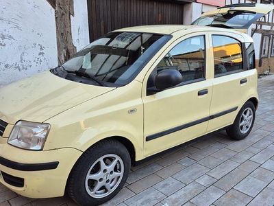 Gebraucht Fiat Panda 69 PS (50 kW) 2011 Gelb Kleinwagen
