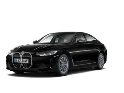 Używany BMW i4 Sport Line 250 kW (340 KM) 2023 Czarny Sedan/Limuzyna