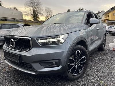 Grau Gebraucht 2018 Volvo XC40 Momentum SUV | 16.990 € (Teuer)