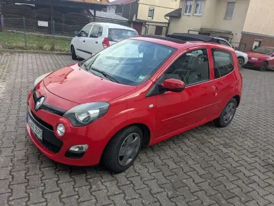 Gebraucht Renault Twingo Dynamique 75 PS (55 kW) 2012 Rot Kleinwagen