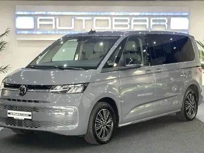Gebraucht VW Multivan Advance 150 PS (110 kW) 2024 Grau Van / Kleinbus
