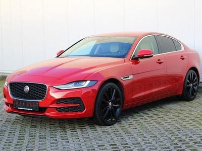 Gebraucht Jaguar XE SE 300 PS (220 kW) 2019 Rot Limousine