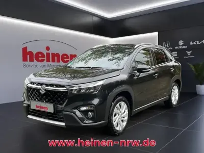 Gebraucht Suzuki SX4 S-Cross Comfort 129 PS (94 kW) 2024 Schwarz SUV