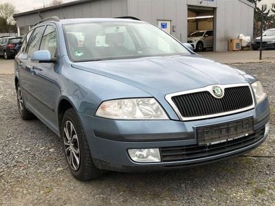 Gebraucht Skoda Octavia Team Edition 140 PS (102 kW) 2009 Blau Kombi