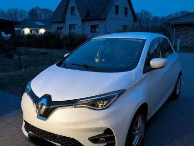 Gebraucht Renault Zoe Experience 80 kW (109 PS) 2020 Weiß Kleinwagen