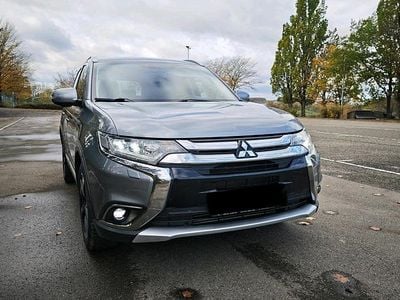 Gebraucht Mitsubishi Outlander Edition 150 PS (110 kW) 2018 Grau SUV