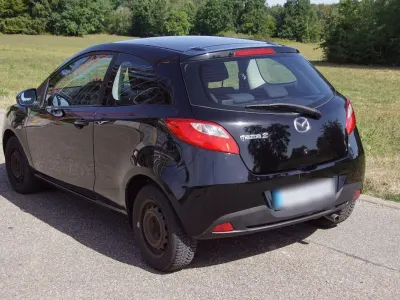Gebraucht Mazda 2 Inclusive 103 PS (75 kW) 2008 Schwarz Kleinwagen