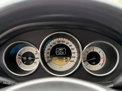 Gebraucht Mercedes CLS350 265 PS (194 kW) 2012 Andere farben Coupé