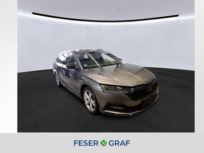 Graphitegrau metallic Gebraucht 2023 Skoda Octavia SportLine Kombi | 22.940 € (Teuer)
