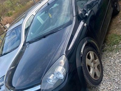 Gebraucht Opel Astra Cabriolet 140 PS (102 kW) 2007 Schwarz Cabrio