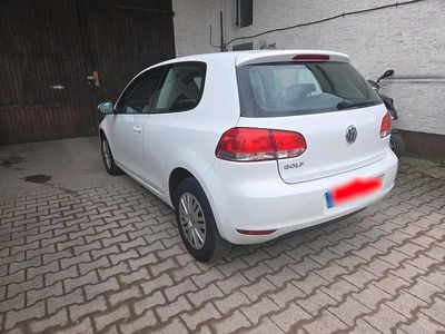 Gebraucht VW Golf VI 80 PS (58 kW) 2010 Weiß Kleinwagen