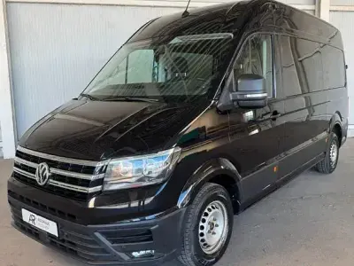 Gebraucht VW Crafter 177 PS (130 kW) 2018 Deep black perleffekt Van