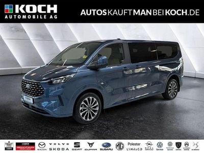 Rot Neu 2025 Ford Tourneo Titanium Van / Kleinbus | 51.990 € (Superpreis)