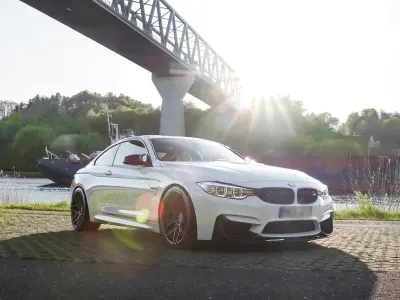 Gebraucht BMW M4 M Performance 560 PS (411 kW) 2015 Weiß Coupé