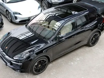 Gebraucht Porsche Cayenne 385 PS (283 kW) 2017 Schwarz SUV