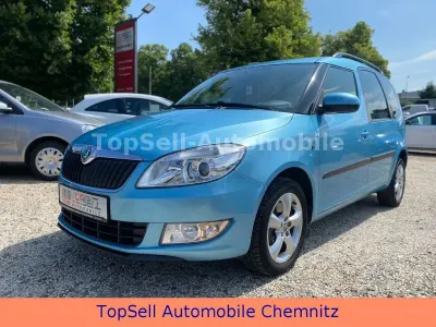 Gebraucht Skoda Roomster Family 105 PS (77 kW) 2011 Blau Van / Kleinbus