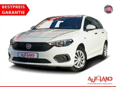 Gebraucht Fiat Tipo 95 PS (69 kW) 2019 Gelatoweiss Kombi