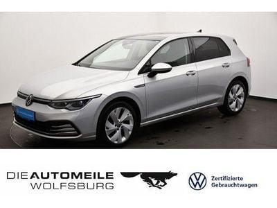 Reflexsilber metallic Gebraucht 2022 VW Golf Style Limousine | 21.990 € (Fairer Preis)