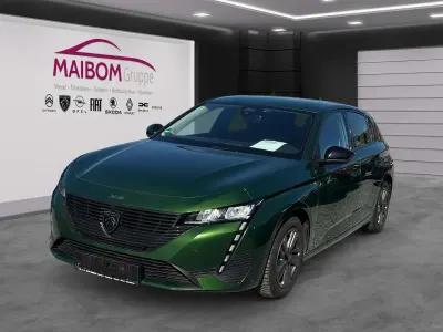 Gebraucht Peugeot 308 Active 131 PS (96 kW) 2023 Grün Limousine