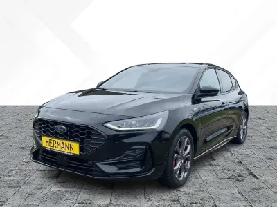Gebraucht Ford Focus ST-Line 125 PS (91 kW) 2023 Schwarz Limousine