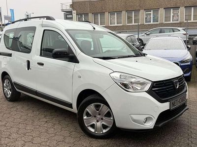 Weiß Gebraucht 2020 Dacia Dokker Comfort Van / Kleinbus | 11.900 € (Guter Preis)