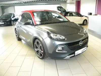 Gebraucht Opel Adam 150 PS (110 kW) 2017 Licht grau/dach rot (metallic) Kleinwagen