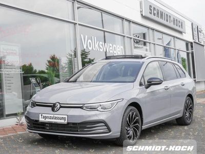 gebraucht VW Golf VIII Variant 1.5 eTSI DSG Active PANO LED