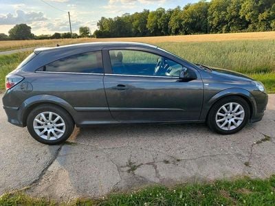Opel Astra GTC